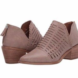 Dolce Vita Leather Ankle Boots Size 7